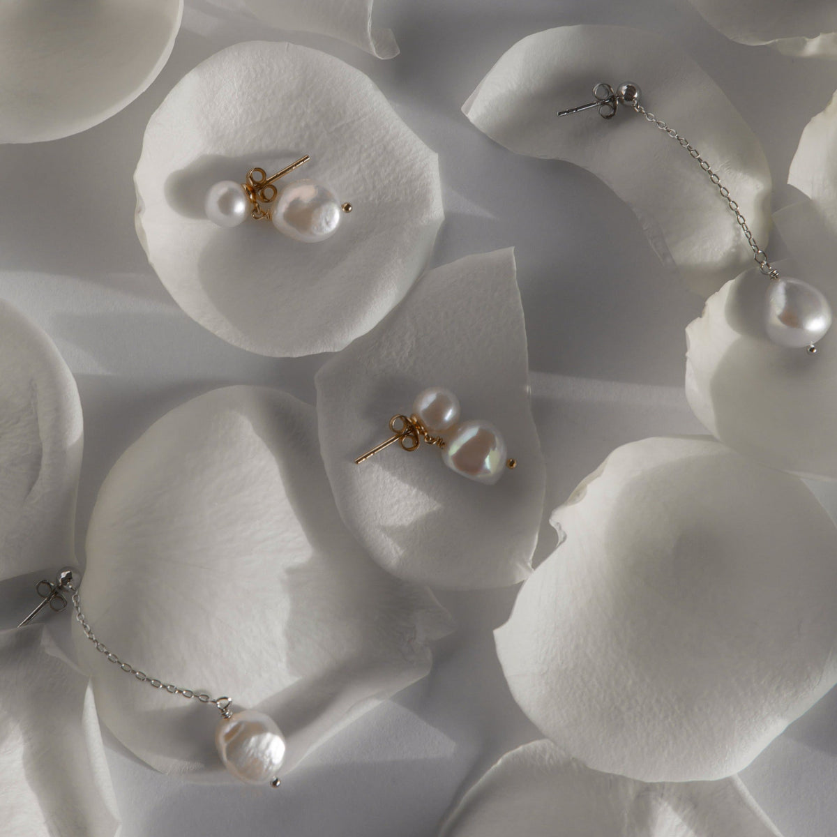 IRIS PEARL DROP EARRINGS | SILVER