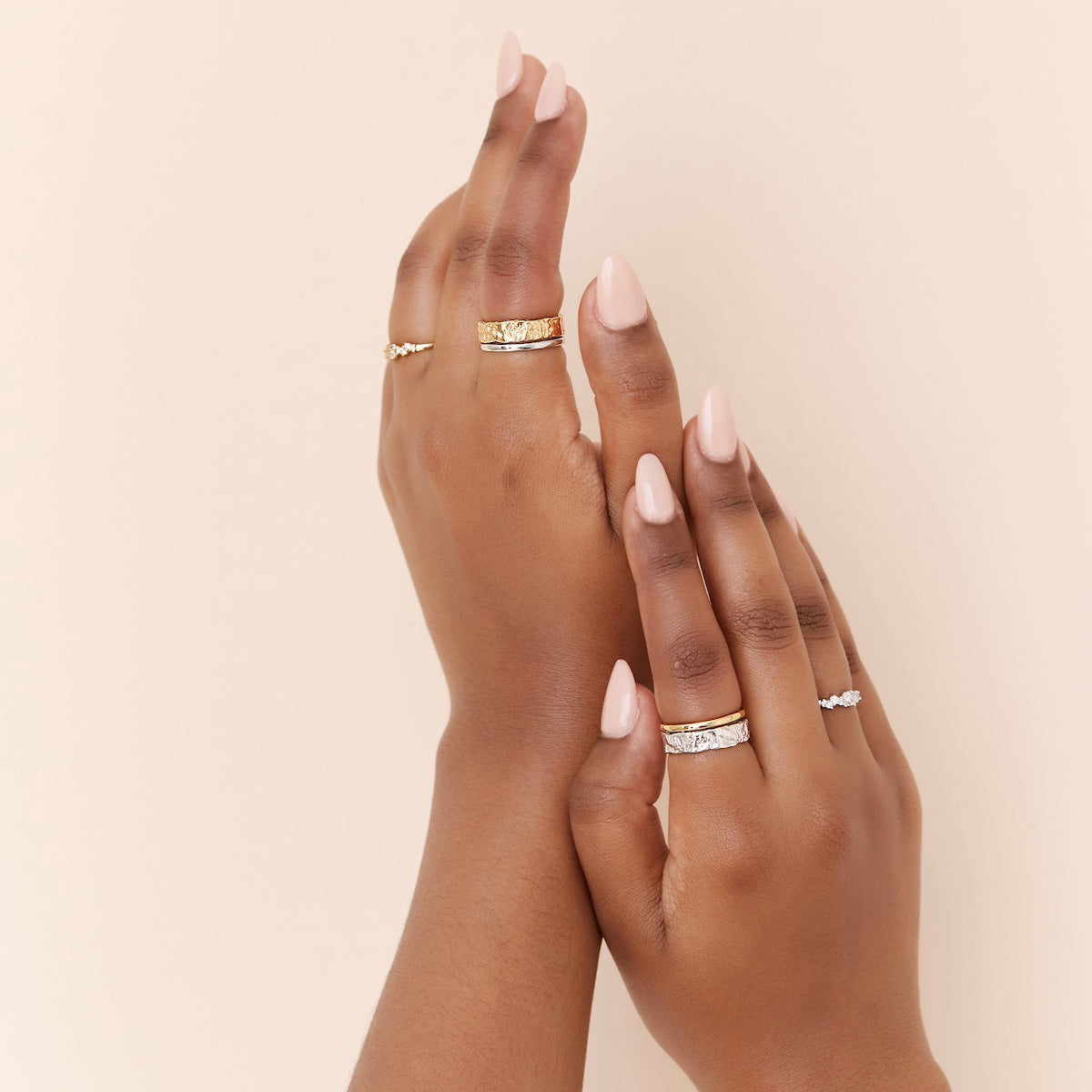 SERRA STACKING RING | GOLD