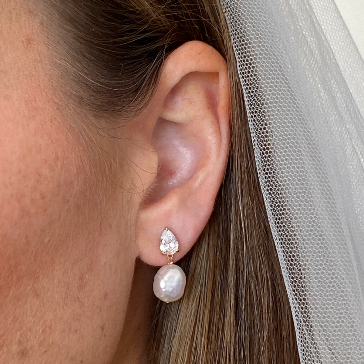 GISELLE PEARL EARRINGS | GOLD