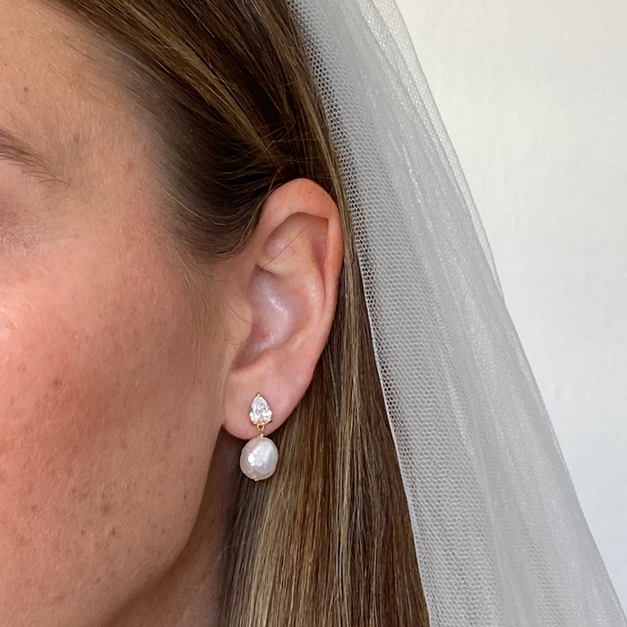 GISELLE PEARL EARRINGS | GOLD
