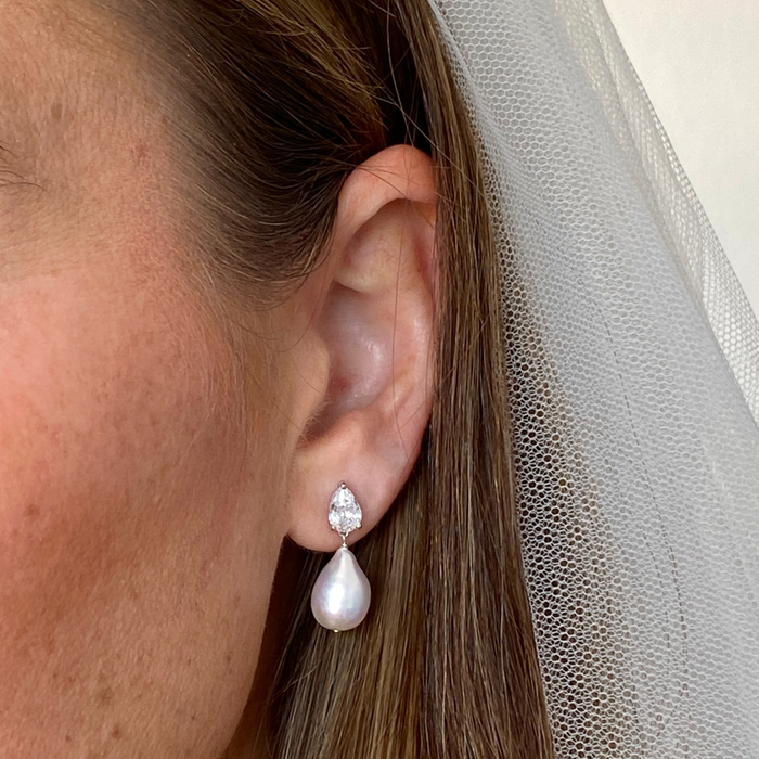 GISELLE PEARL EARRINGS | SILVER