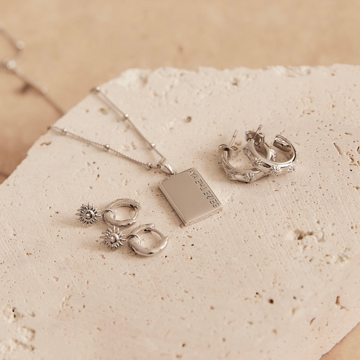 RADIANCE NECKLACE | SILVER