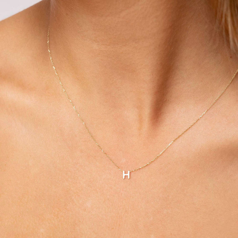 PETITE SINGLE INITIAL NECKLACE | 9K SOLID GOLD