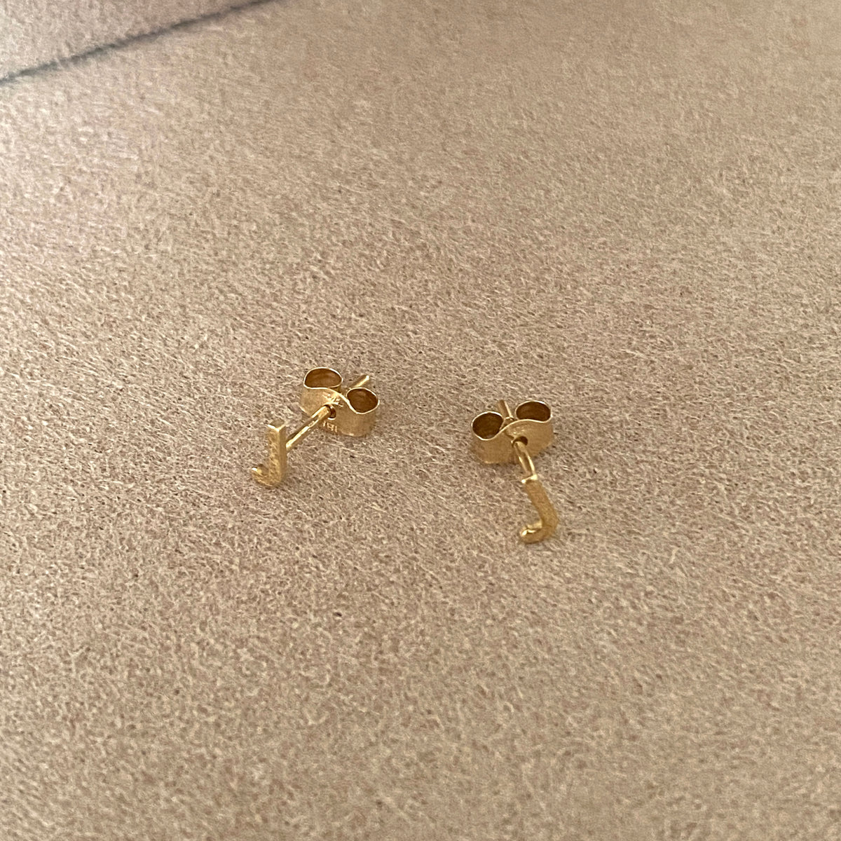 'J' INITIAL STUD EARRINGS | 9K SOLID GOLD