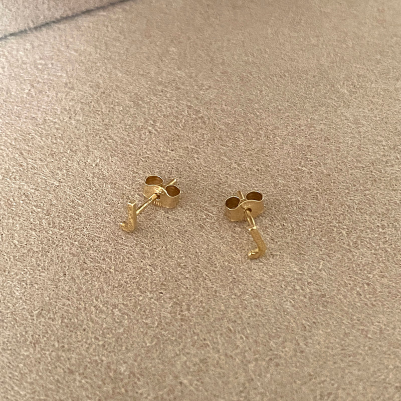 'J' INITIAL STUD EARRINGS | 9K SOLID GOLD