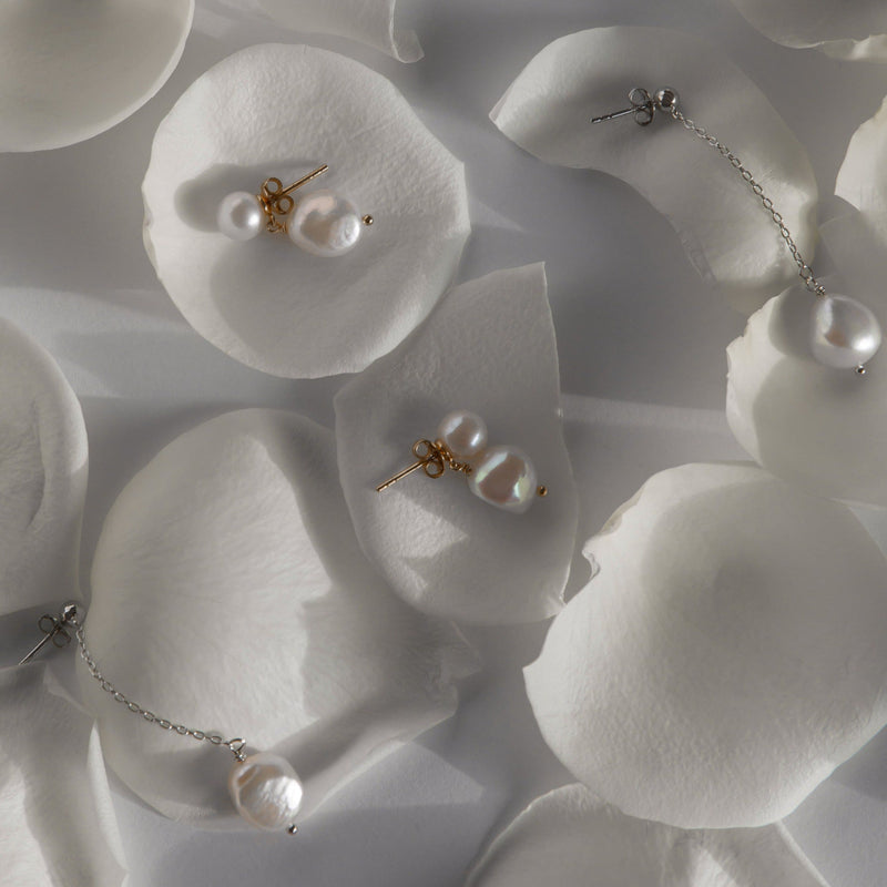 IRIS PEARL DROP EARRINGS | SILVER
