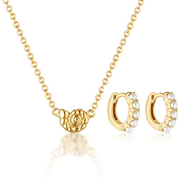 CONCH NECKLACE & PEARL HUGGIES | GOLD