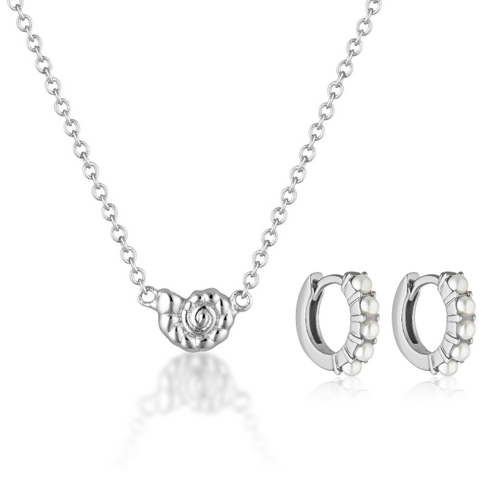 CONCH NECKLACE & PEARL HUGGIES | SILVER