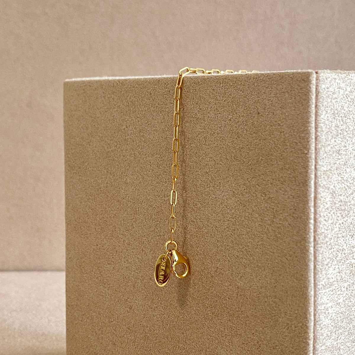 LOLA LINK BRACELET | GOLD